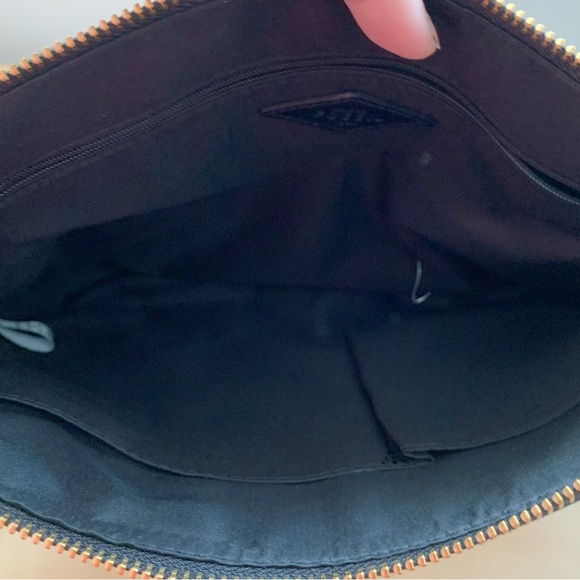 Fossil Fiona Crossbody Bag Black Zip Closure Front Back Pockets - Picture 9 of 13